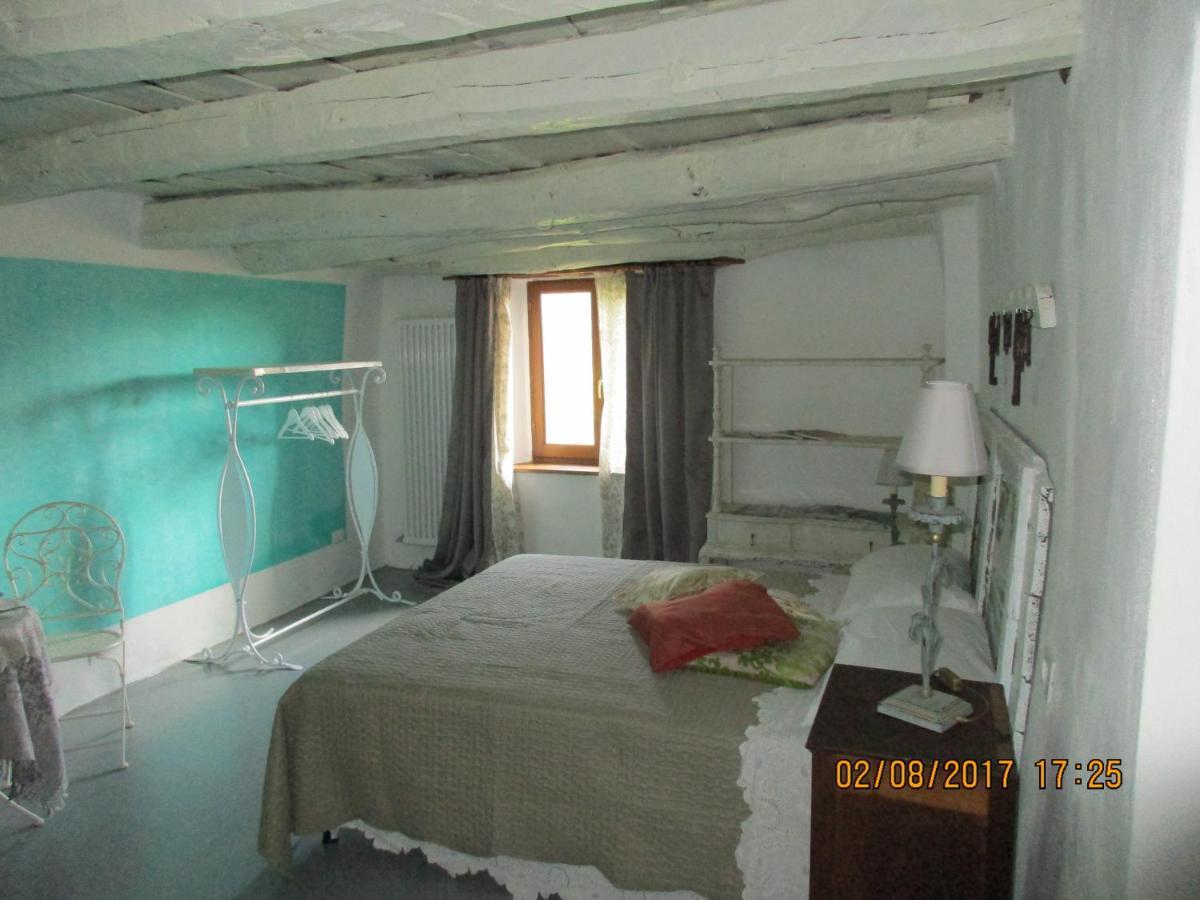 Bed and Breakfast Viandanti, Artisti E Sognatori Comano  Exterior foto